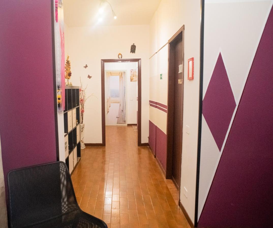 B&B Italo House Opera Exteriör bild